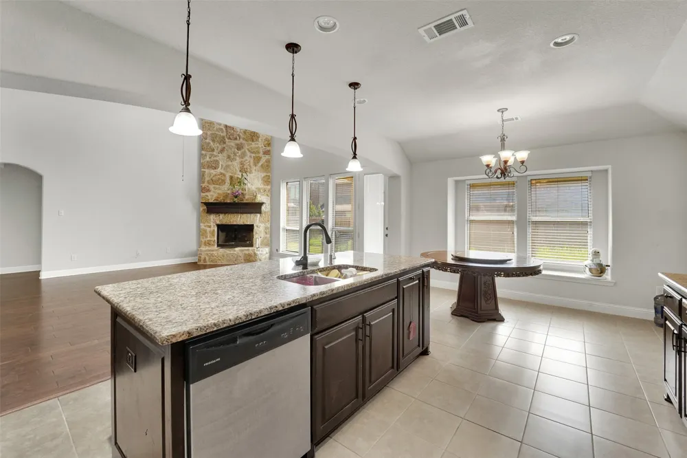 2743 Chimney Rock Road Burleson, TX 76028