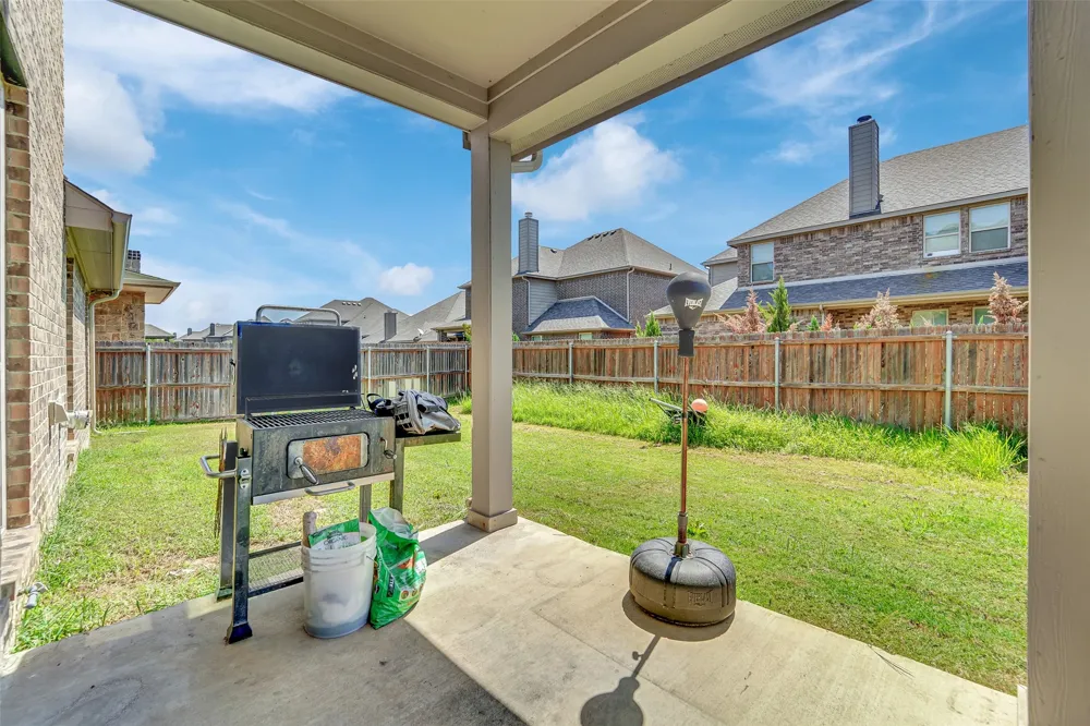 2743 Chimney Rock Road Burleson, TX 76028