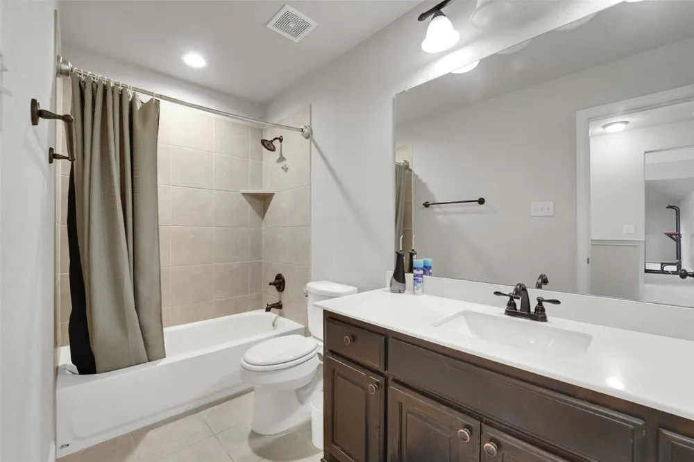 2743 Chimney Rock Road Burleson, TX 76028