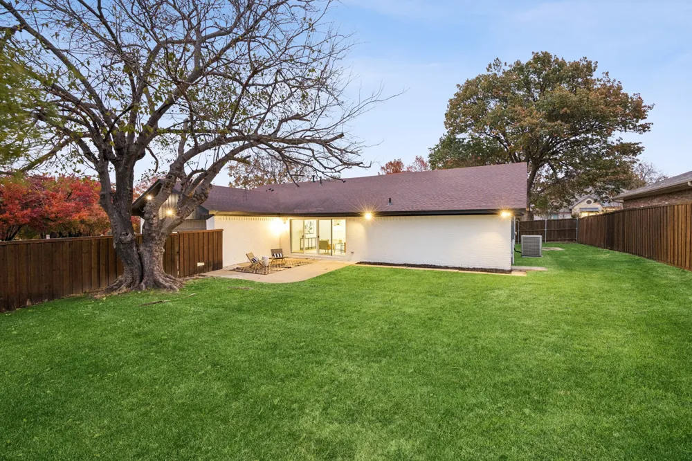 3401 Valley View Lane Garland, TX 75043