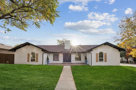 3401 Valley View Lane