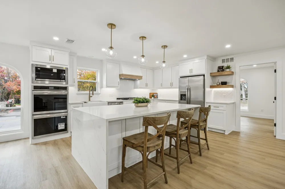 3401 Valley View Lane Garland, TX 75043