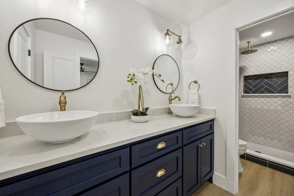3401 Valley View Lane Garland, TX 75043