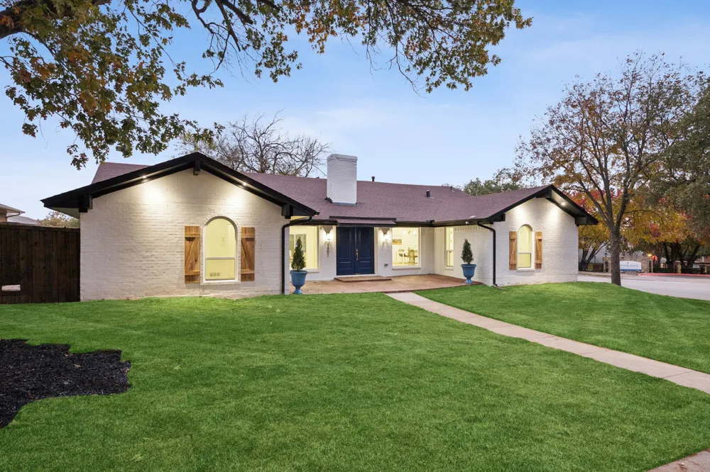 3401 Valley View Lane Garland, TX 75043