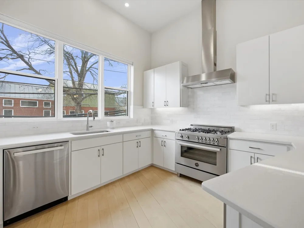 2802 Lee Street Dallas, TX 75206
