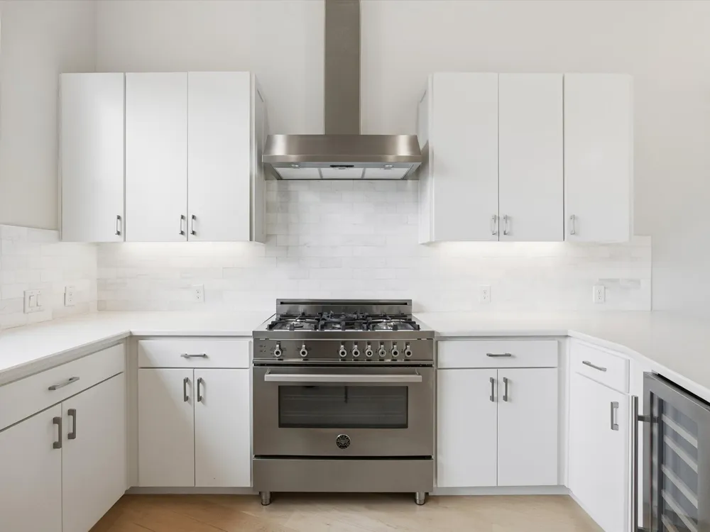 2802 Lee Street Dallas, TX 75206
