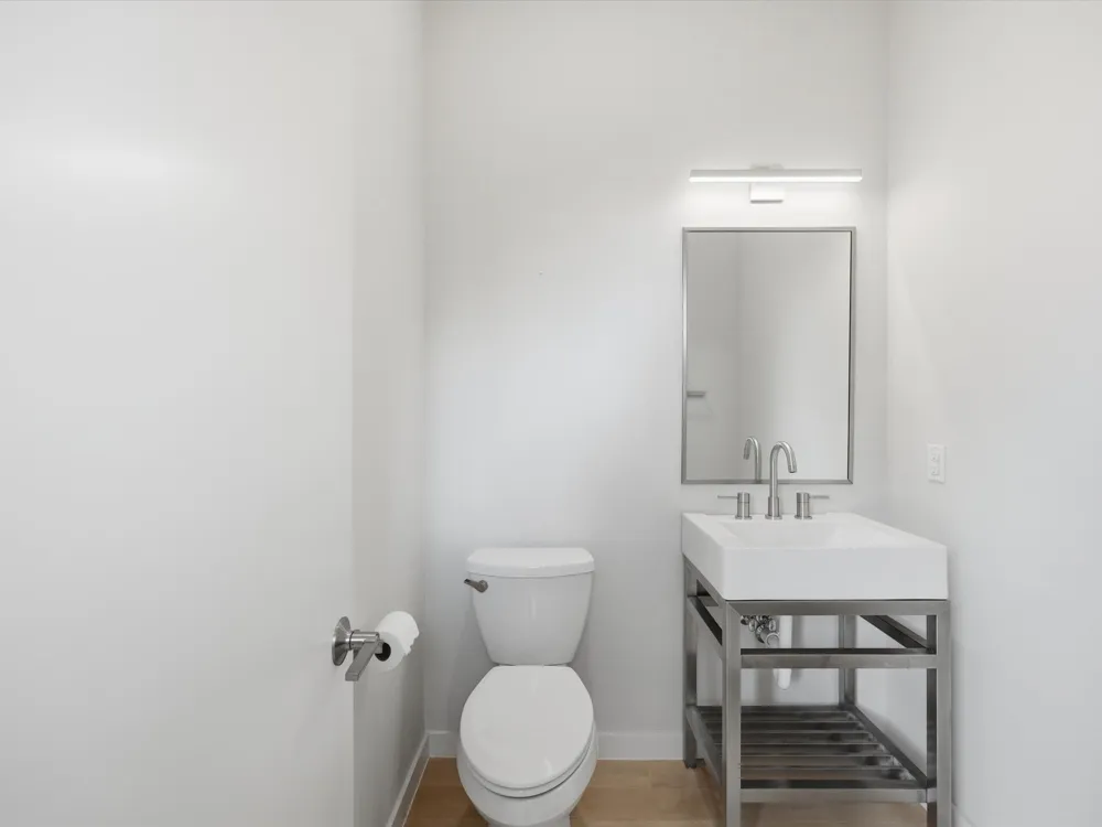 2802 Lee Street Dallas, TX 75206