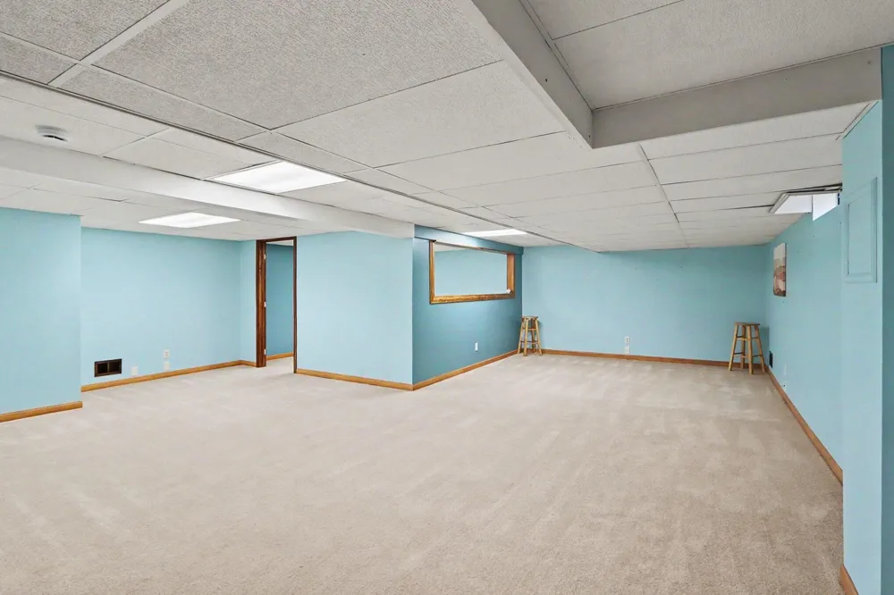 4118 Gray Street Portage, MI 49002