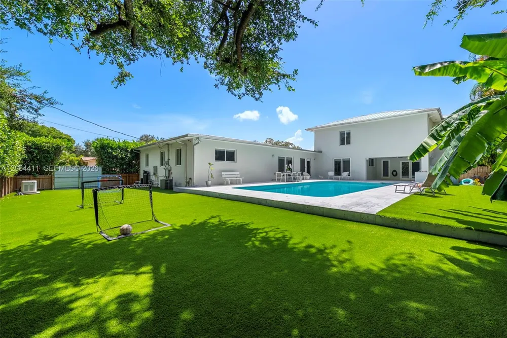831 NE 109th St Biscayne Park, FL 33161
