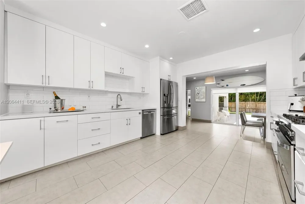 831 NE 109th St Biscayne Park, FL 33161