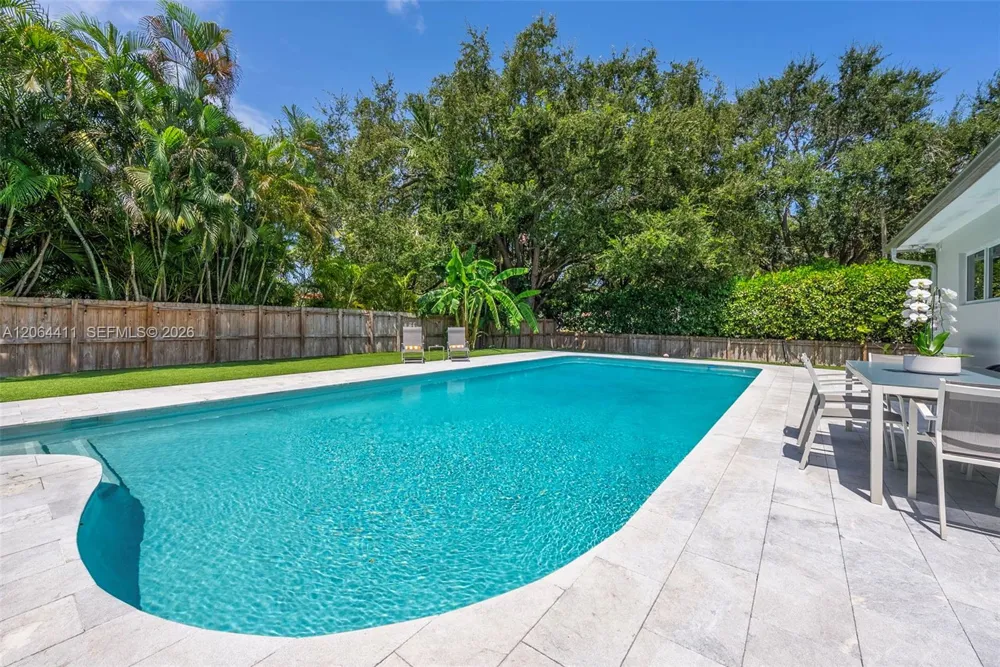 831 NE 109th St Biscayne Park, FL 33161