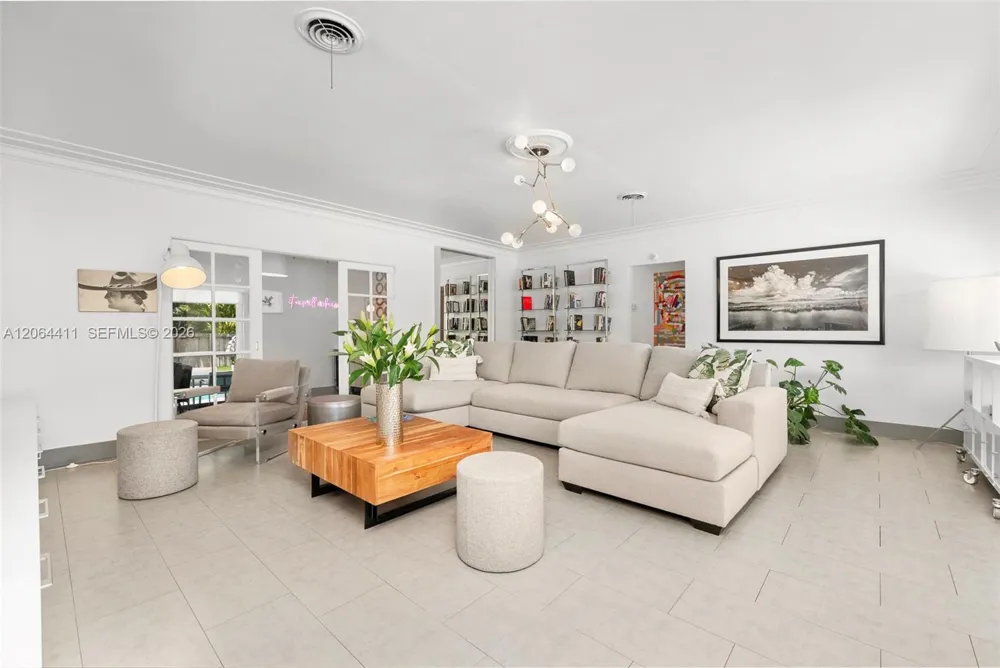 831 NE 109th St Biscayne Park, FL 33161