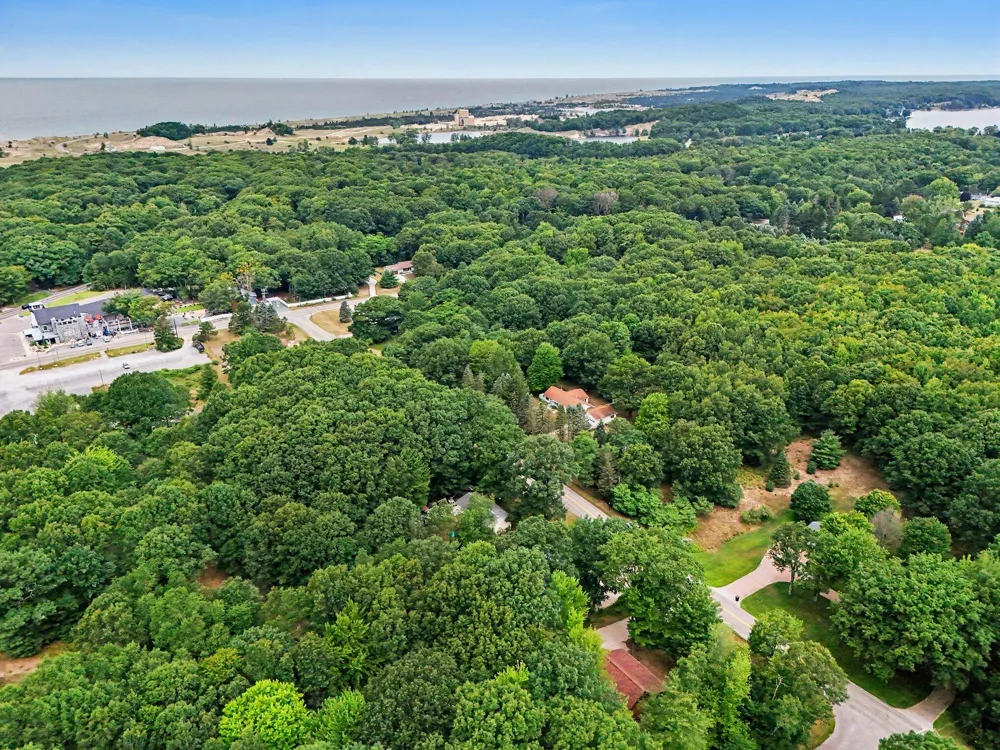 7079 W Decker Road Hamlin Township, MI 49431