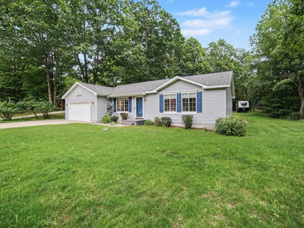 7079 W Decker Road Hamlin Township, MI 49431