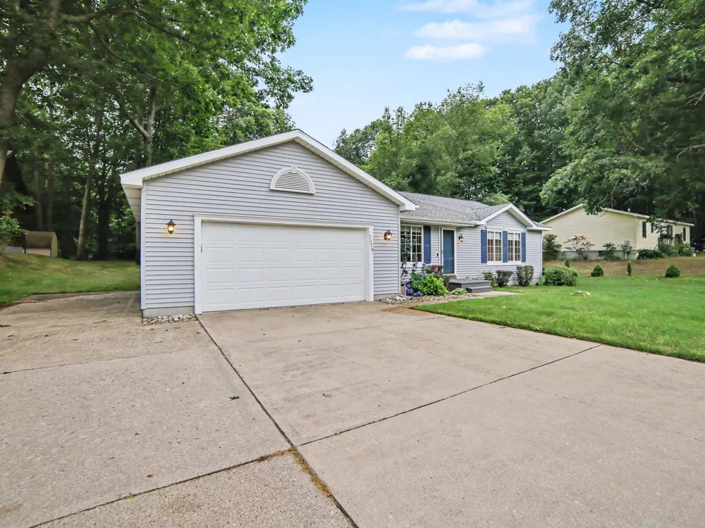 7079 W Decker Road Hamlin Township, MI 49431
