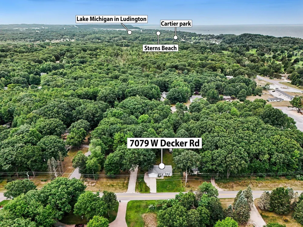 7079 W Decker Road Hamlin Township, MI 49431