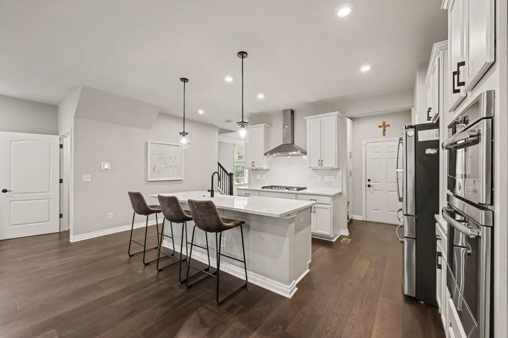 692 Peppermint Drive Rochester Hills City, MI 48307