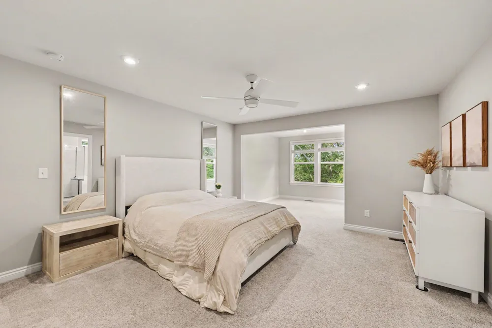 692 Peppermint Drive Rochester Hills City, MI 48307