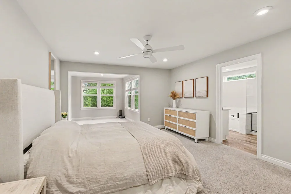 692 Peppermint Drive Rochester Hills City, MI 48307