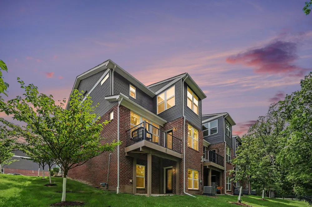 692 Peppermint Drive Rochester Hills City, MI 48307