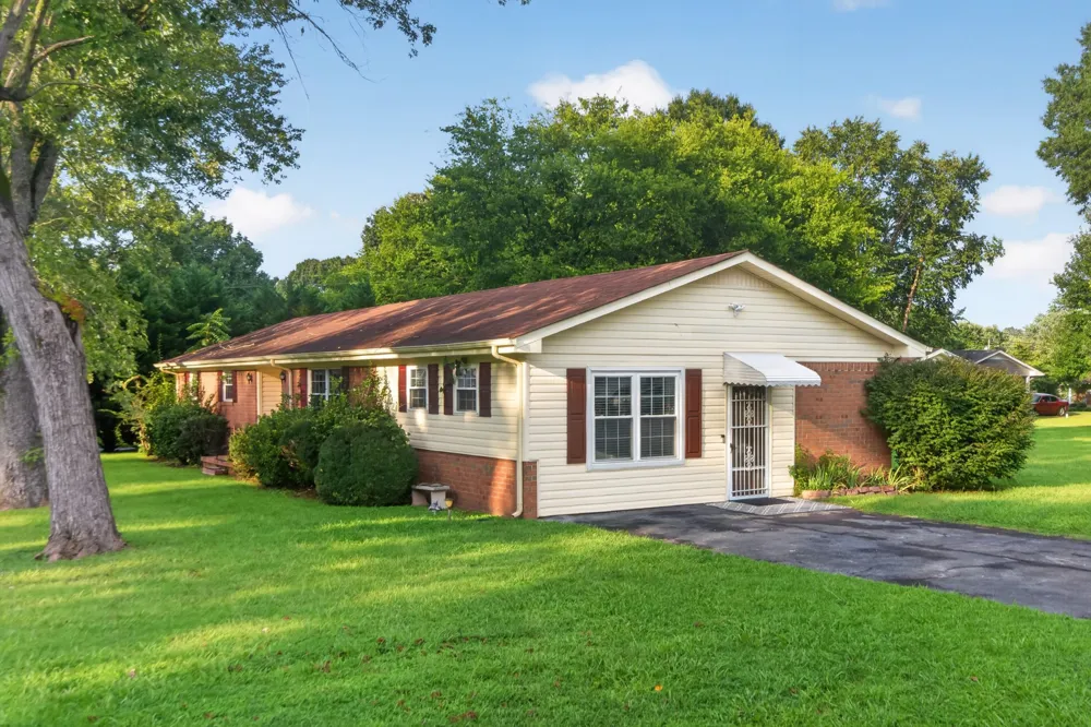 4636 Meadow Ave NW Cleveland, TN 37312