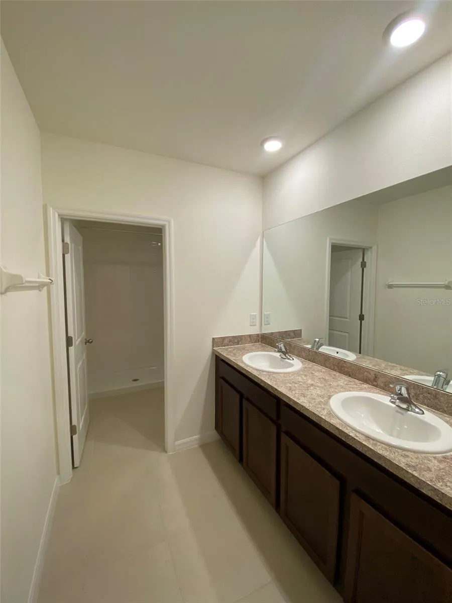 2897 BELUGA BAY DRIVE Odessa, FL 33556