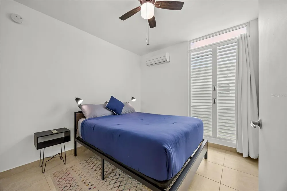 89 URB. VISTALAGO, CIUDAD JARDIN Gurabo, PR 00778