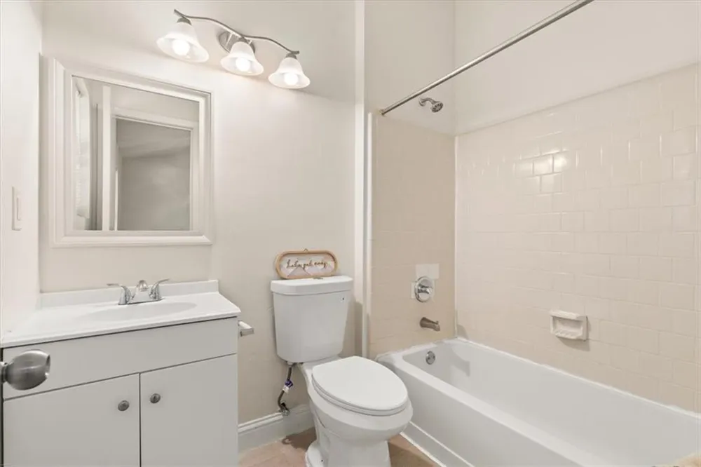 5716 Wells Circle Stone Mountain, GA 30087