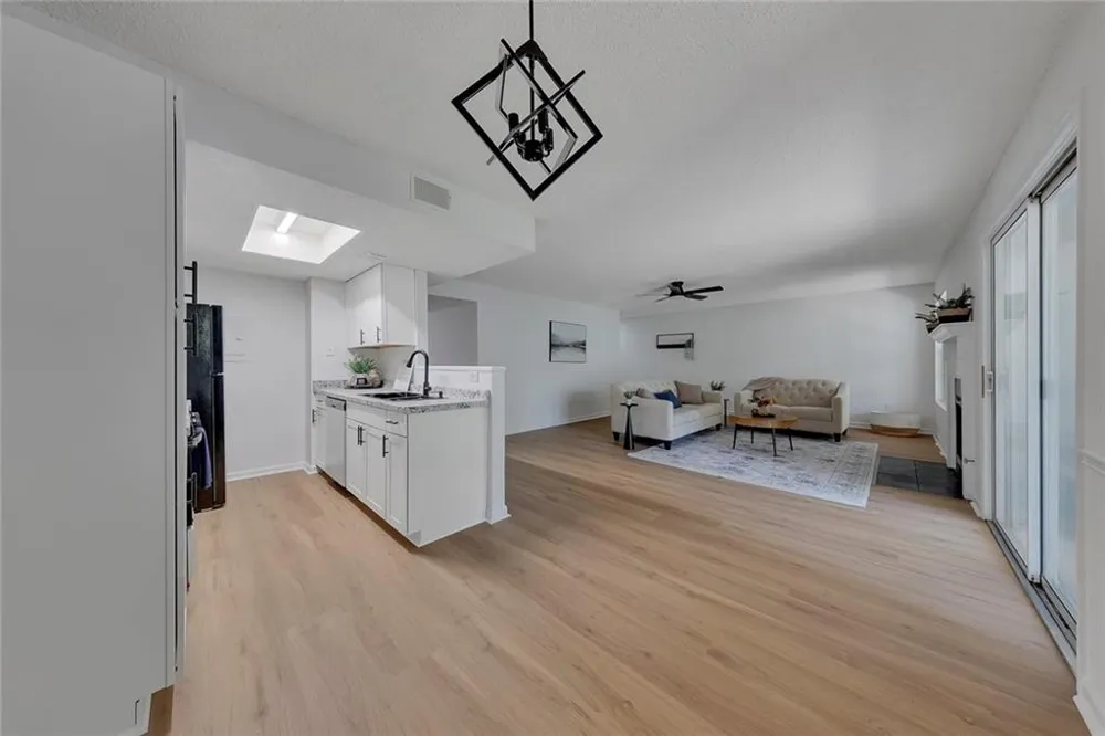 4106 Whitehall Way Alpharetta, GA 30004