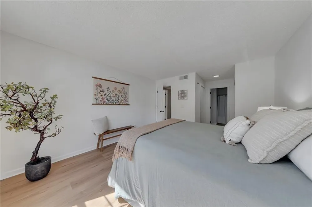 4106 Whitehall Way Alpharetta, GA 30004
