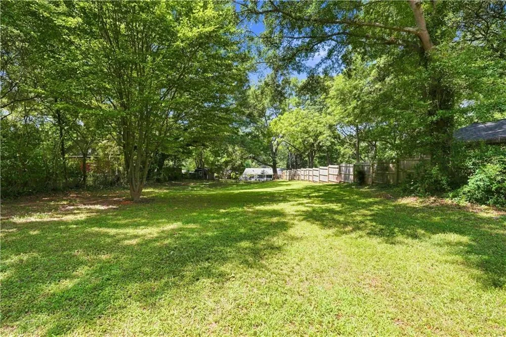 1091 Walker Drive Decatur, GA 30030