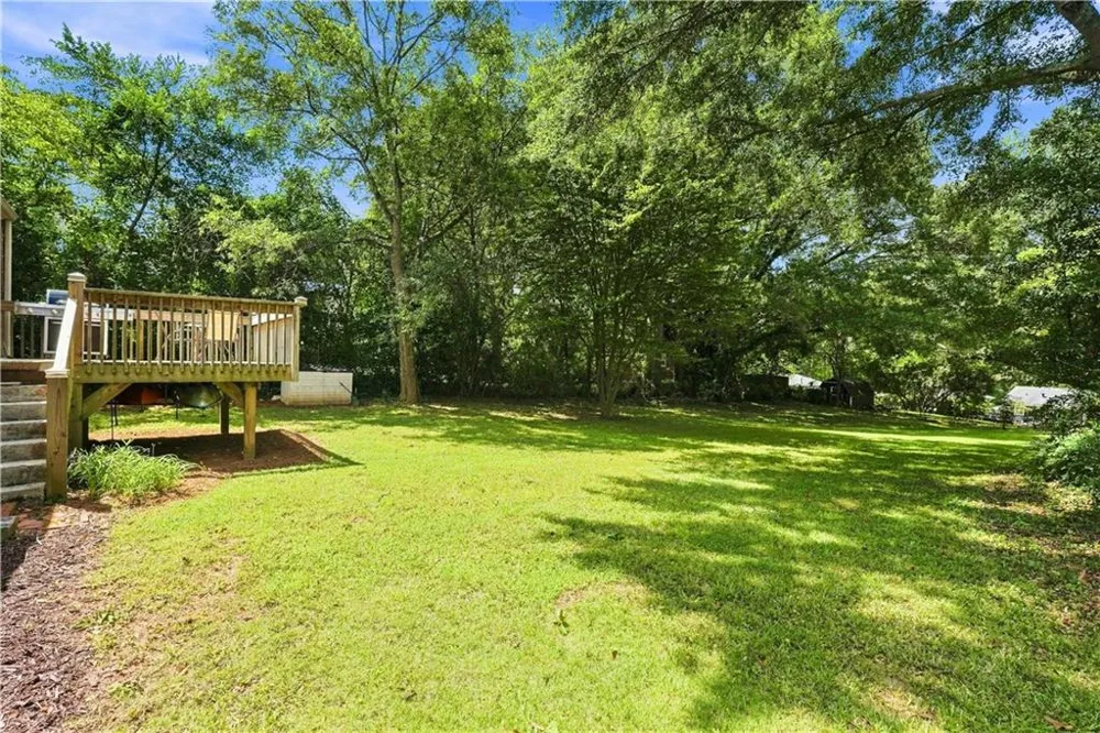 1091 Walker Drive Decatur, GA 30030