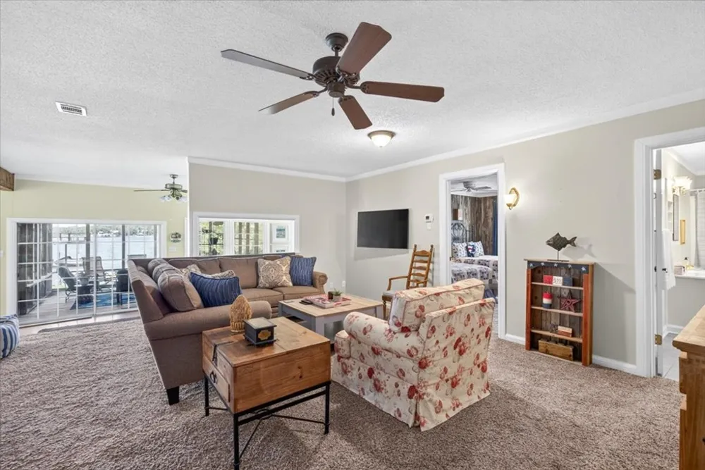 5402 Point LaVista Malakoff, TX 75148