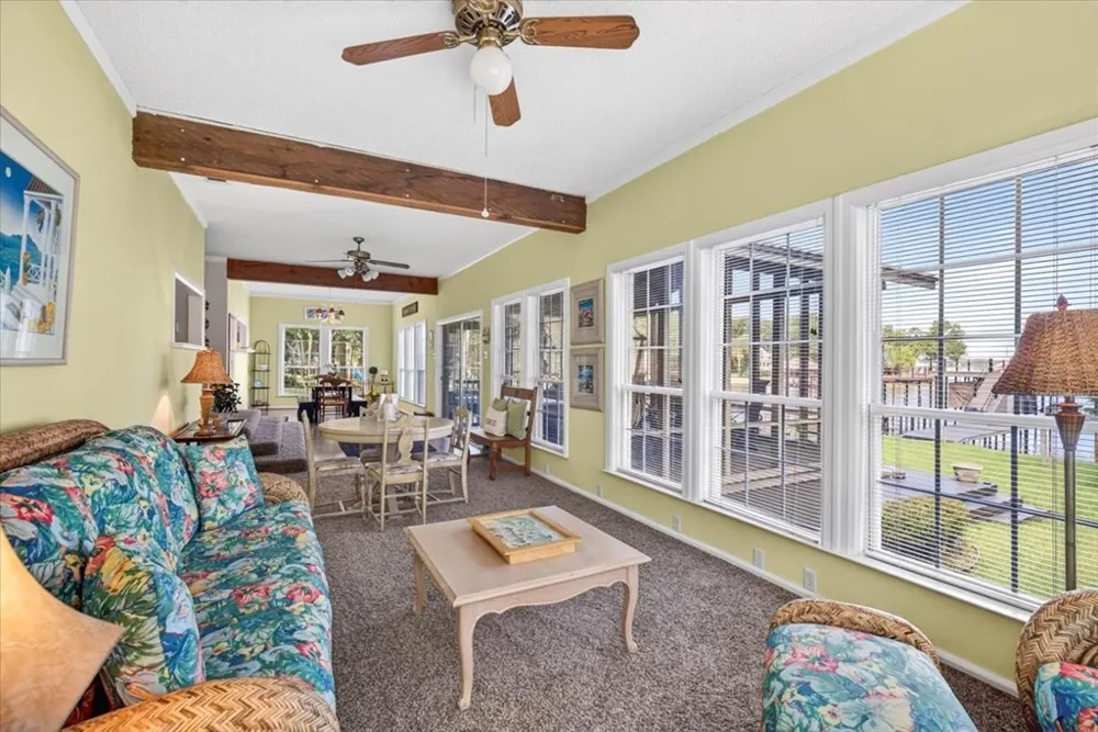 5402 Point LaVista Malakoff, TX 75148