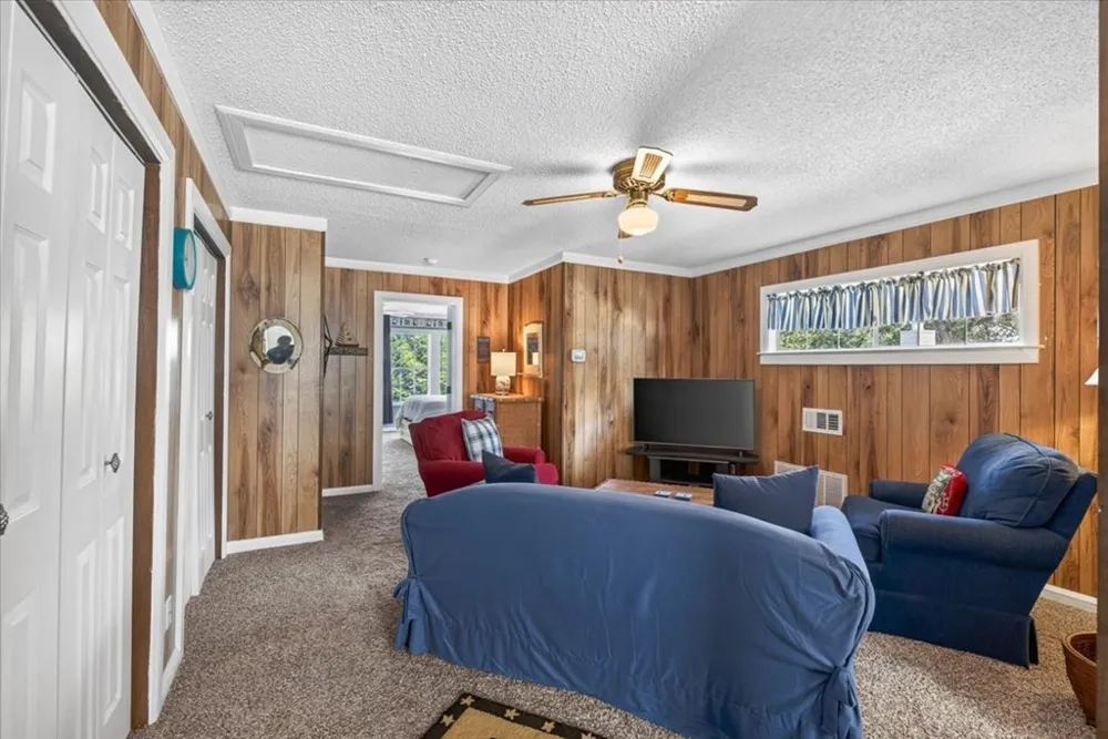 5402 Point LaVista Malakoff, TX 75148
