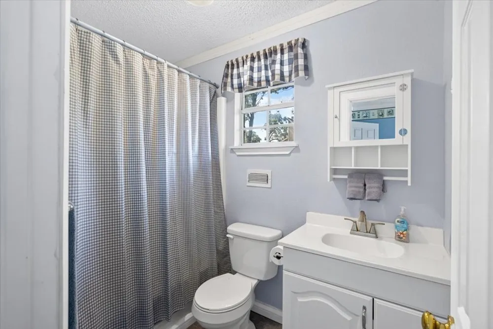 5402 Point LaVista Malakoff, TX 75148