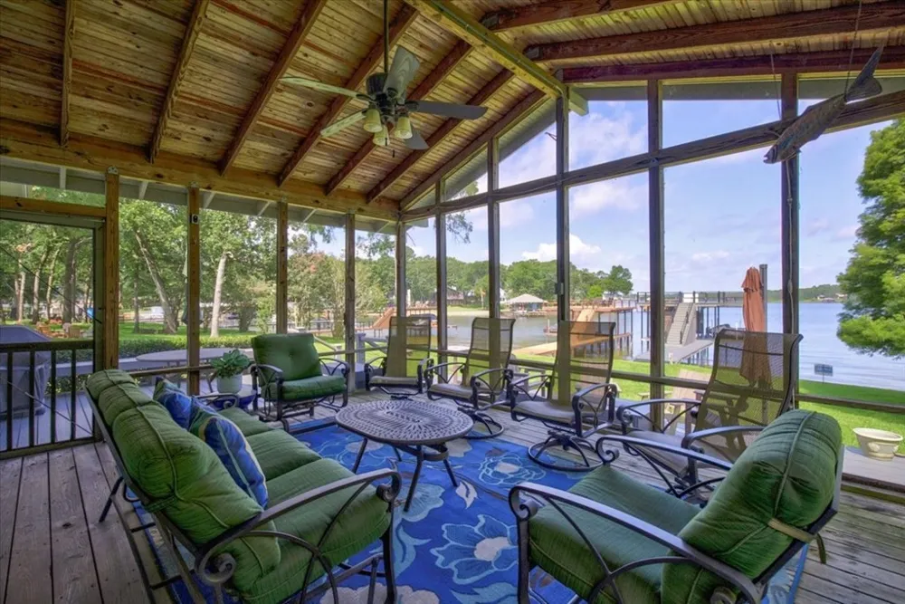 5402 Point LaVista Malakoff, TX 75148