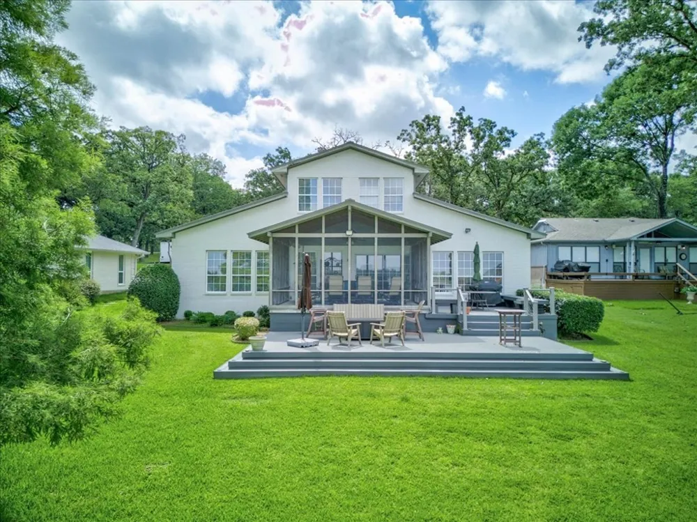 5402 Point LaVista Malakoff, TX 75148