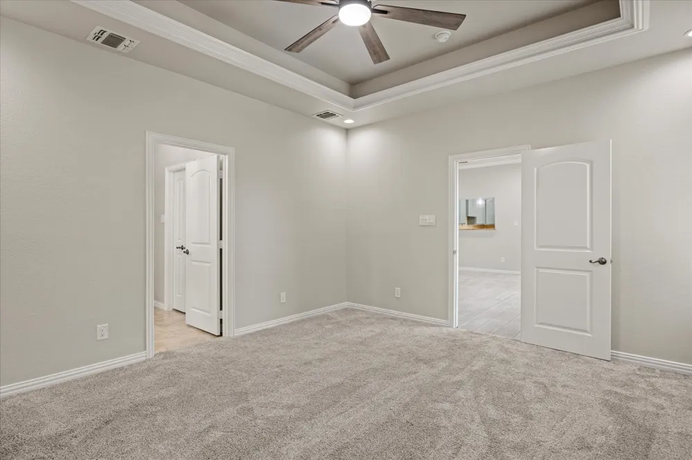 2935 Meandering Way Granbury, TX 76049