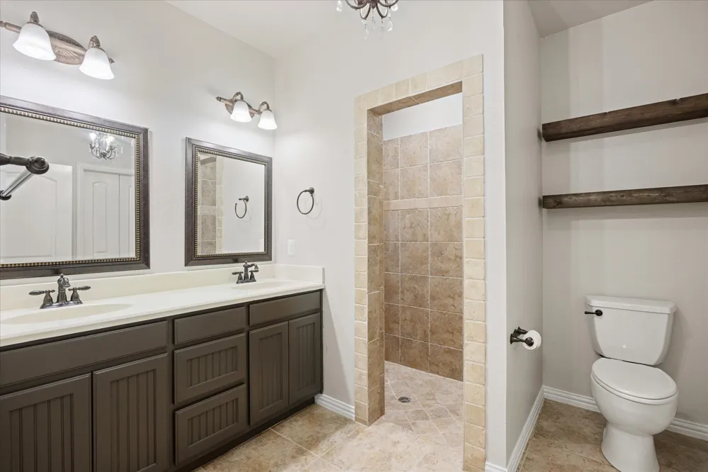2935 Meandering Way Granbury, TX 76049