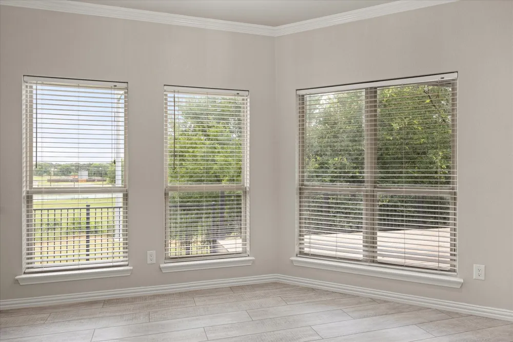 2935 Meandering Way Granbury, TX 76049