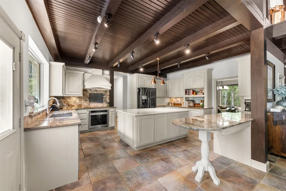 9674 Oak Meadow Lane Pilot Point, TX 76258
