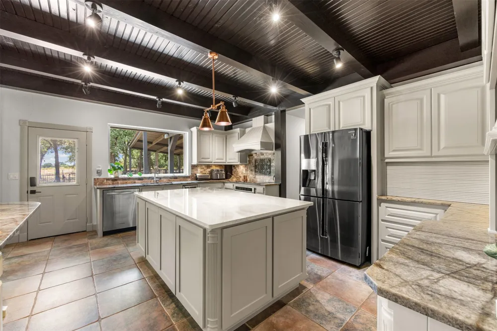 9674 Oak Meadow Lane Pilot Point, TX 76258