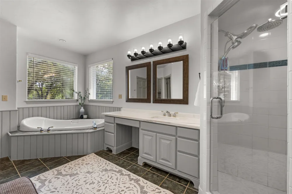 9674 Oak Meadow Lane Pilot Point, TX 76258