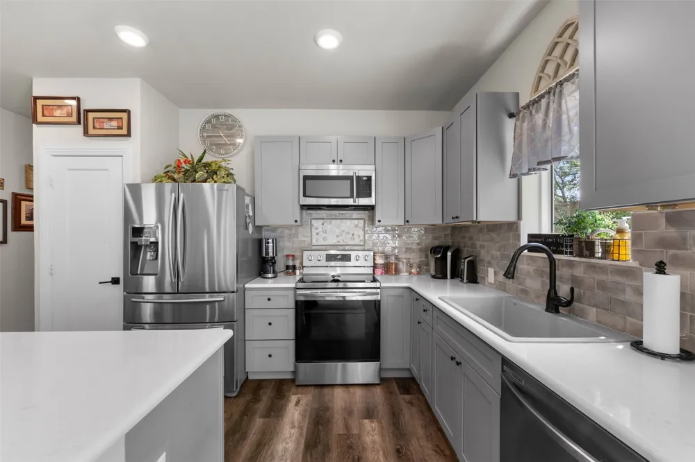 9674 Oak Meadow Lane Pilot Point, TX 76258