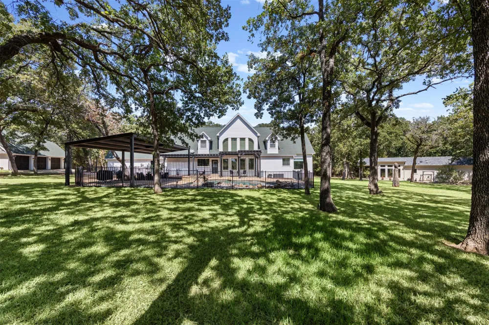 9674 Oak Meadow Lane Pilot Point, TX 76258