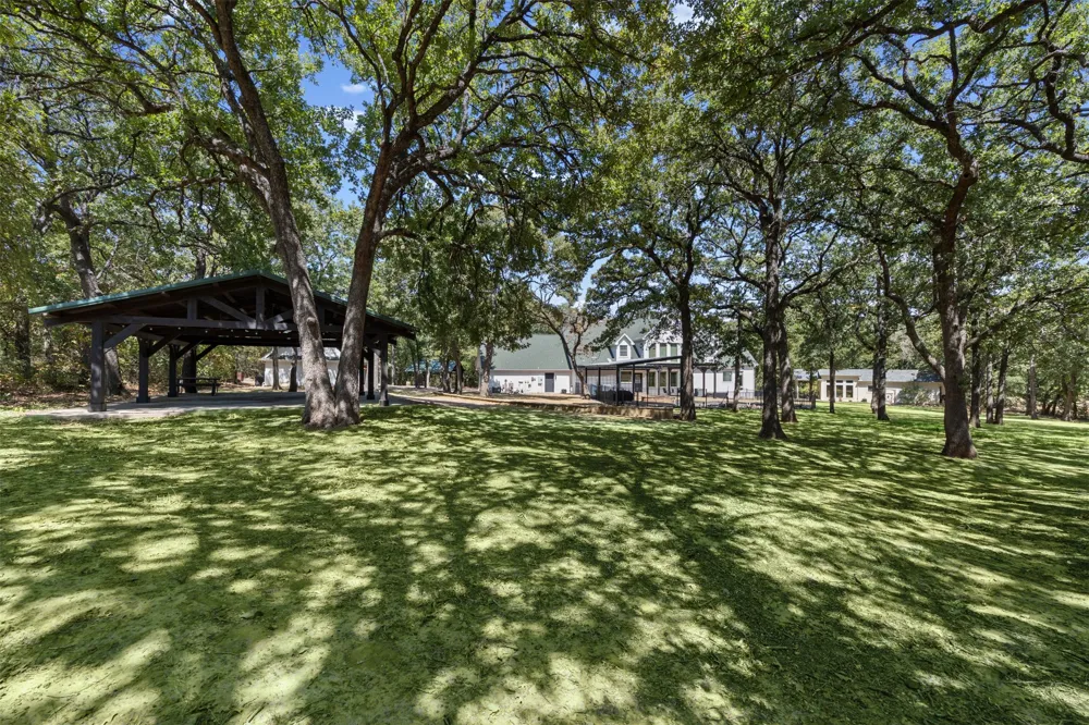 9674 Oak Meadow Lane Pilot Point, TX 76258