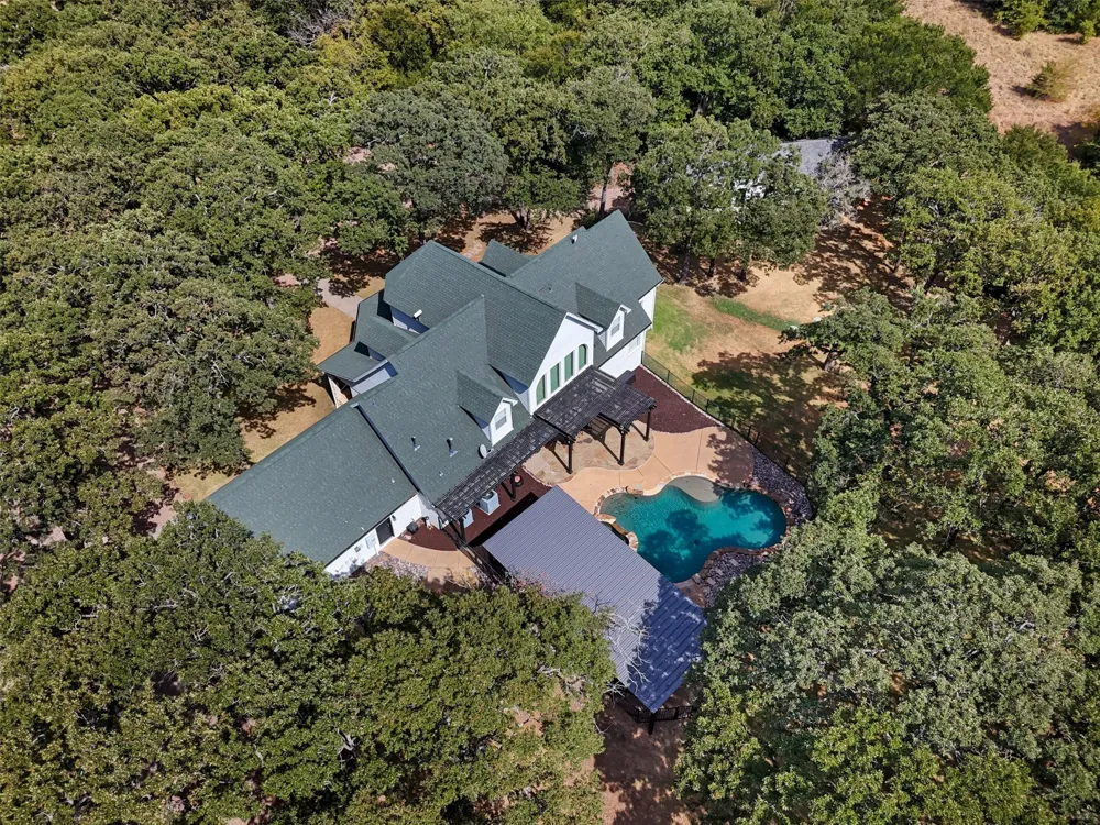 9674 Oak Meadow Lane Pilot Point, TX 76258