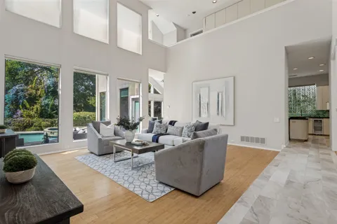 5720 Moss Creek Trail
