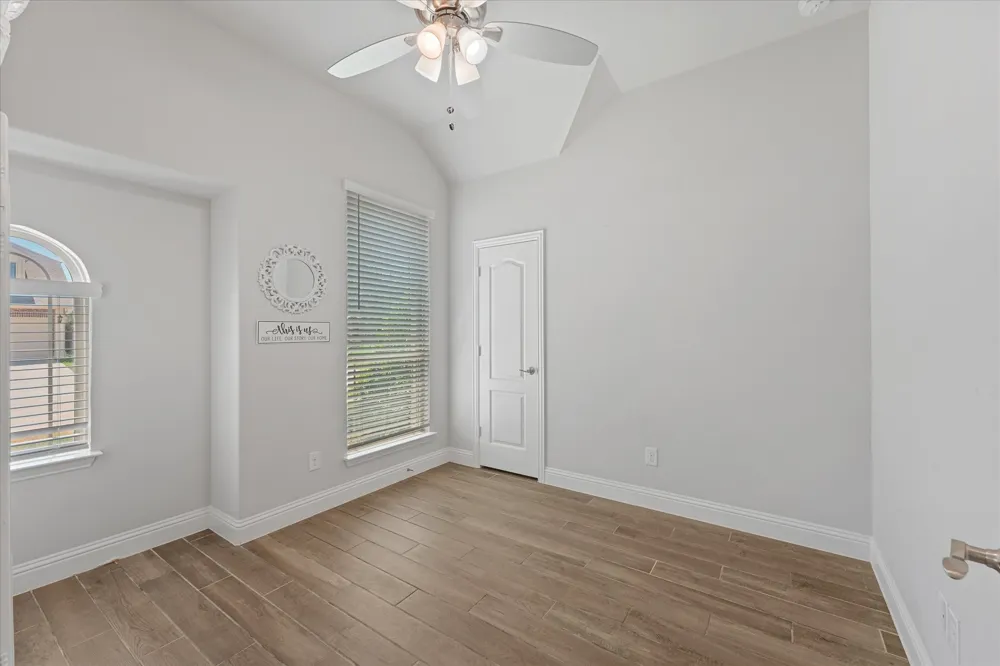 324 Roscoe Drive Fate, TX 75087